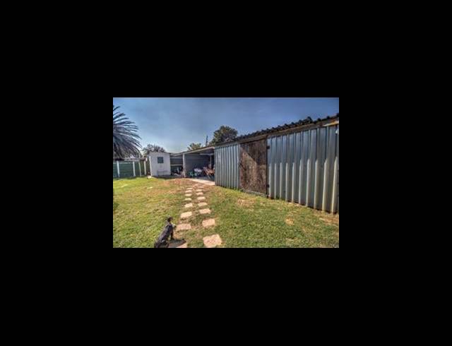 3 BEDROOM FREESTANDING FOR SALE IN CRESSLAWN